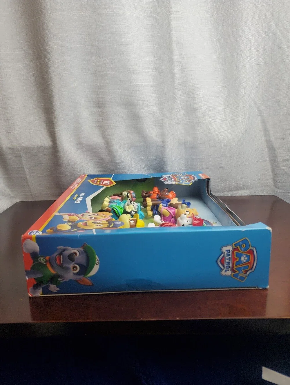 Paw Patrol All Paws Gift Set 10 Collectible Figures Chase Marshall Skye Liberty